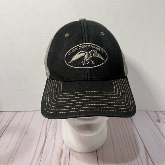 Headwear by the Game Duck Commander Hat - Picture 1 of 8
